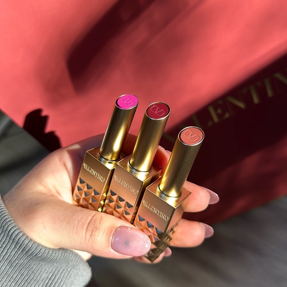 BRAND NEW BUNDLE OF 3 Valentino Beauty Spike Valentino Buttery Matte Lipsticks - Picture 5 of 5